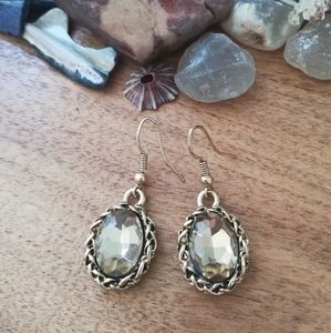 ✨ Amber Crystal Earrings